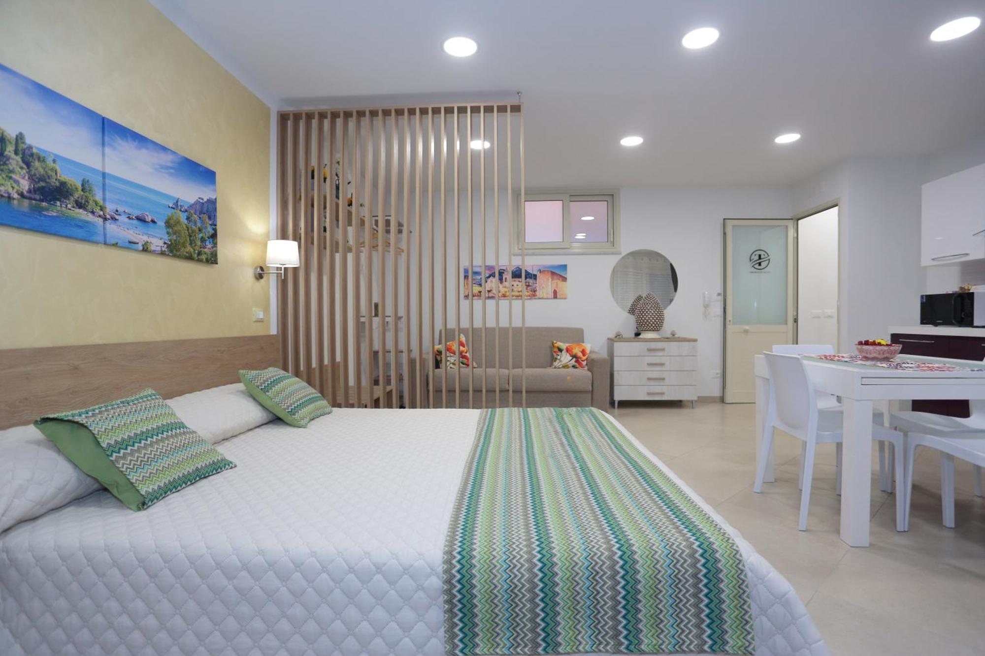 Theos Holidays Apartments Джардіні-Наксос Екстер'єр фото